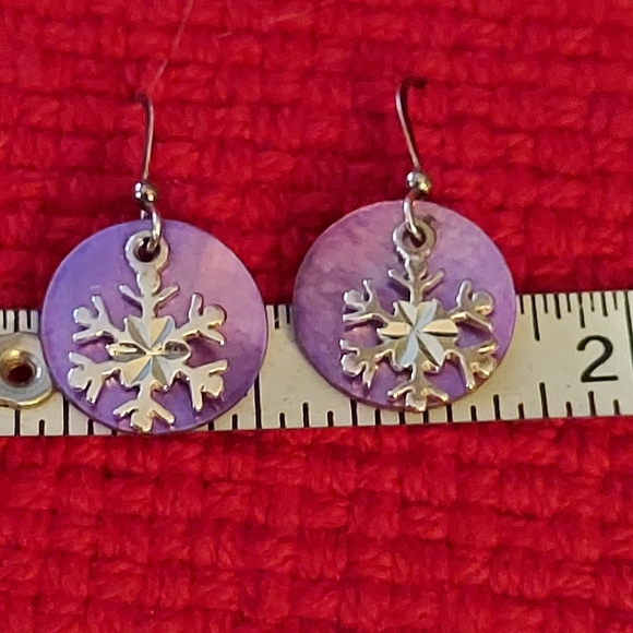 Silvervand Purple Snowflake Earrings - Picture 8 of 11